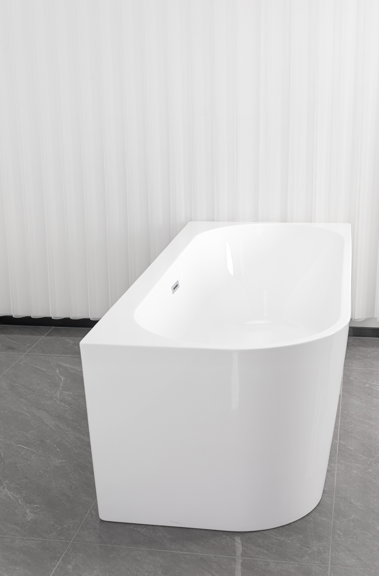 Eckbadewanne Porto in 3 verschiedene Größen