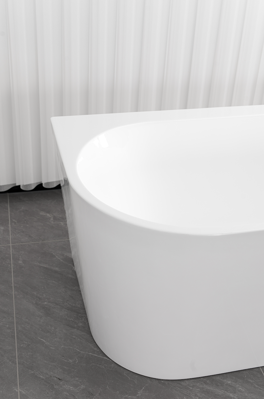 Eckbadewanne Porto in 3 verschiedene Größen