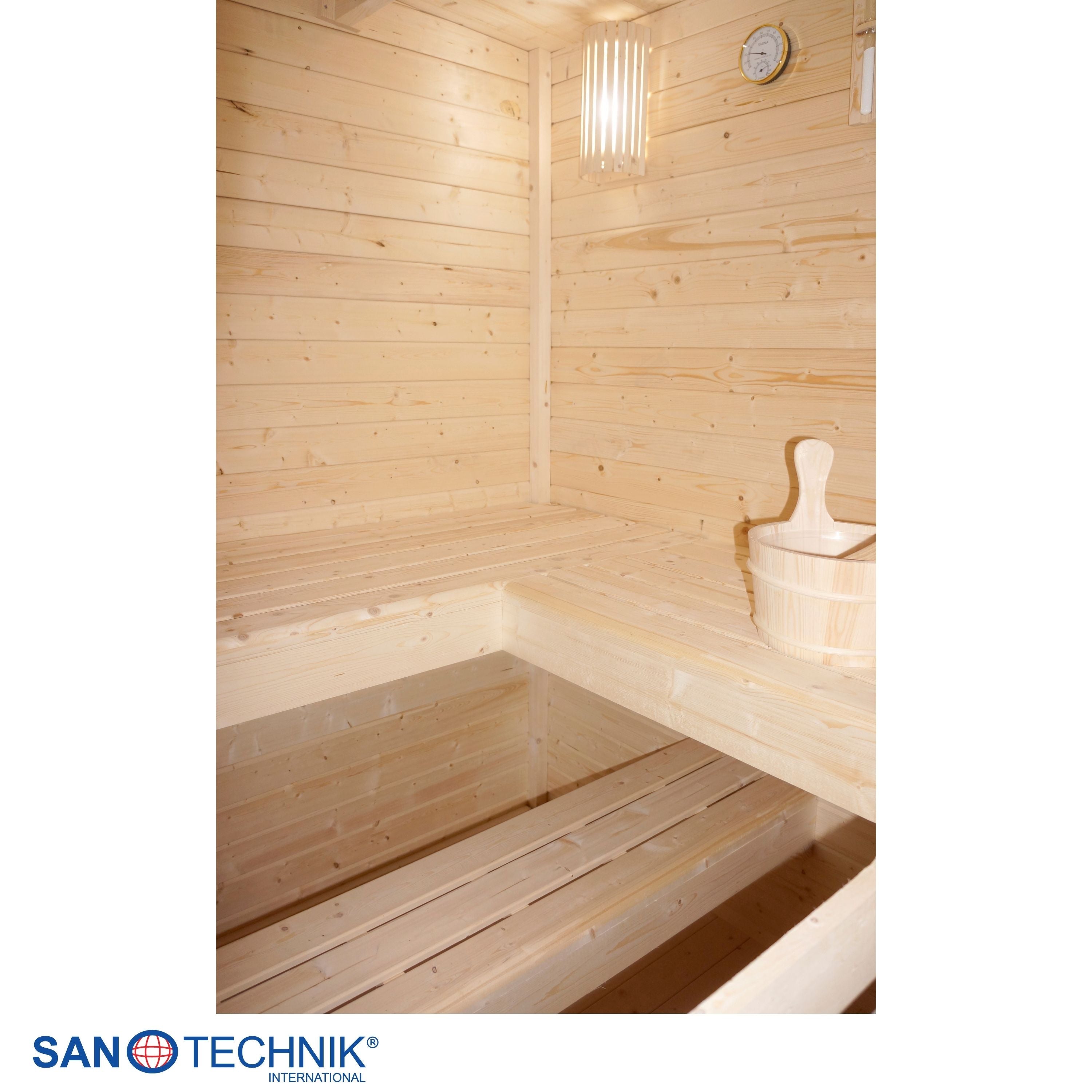 Outdoor sauna VAASA for 4 - 5 people with changing room