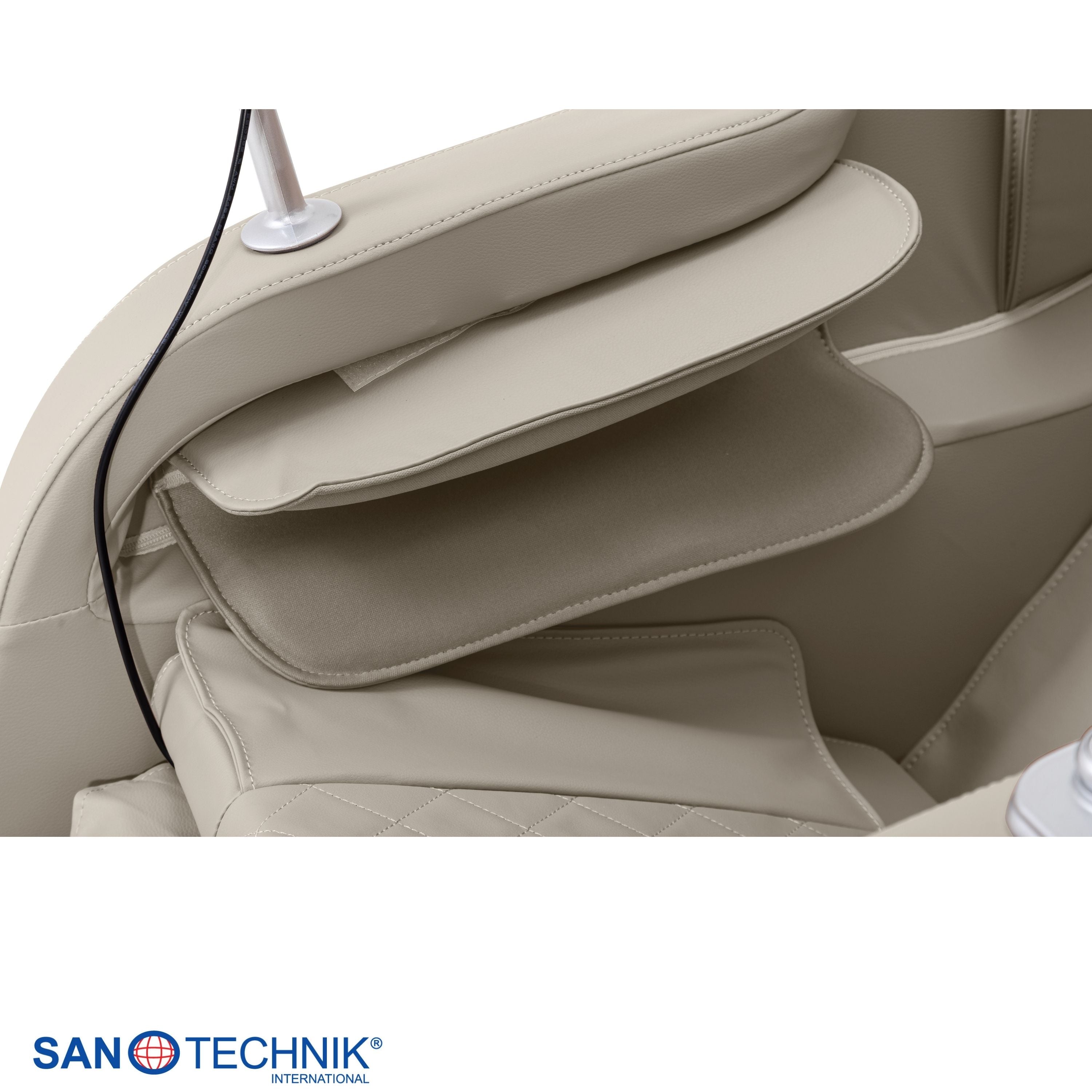 Master Pro luxury massage chair, beige