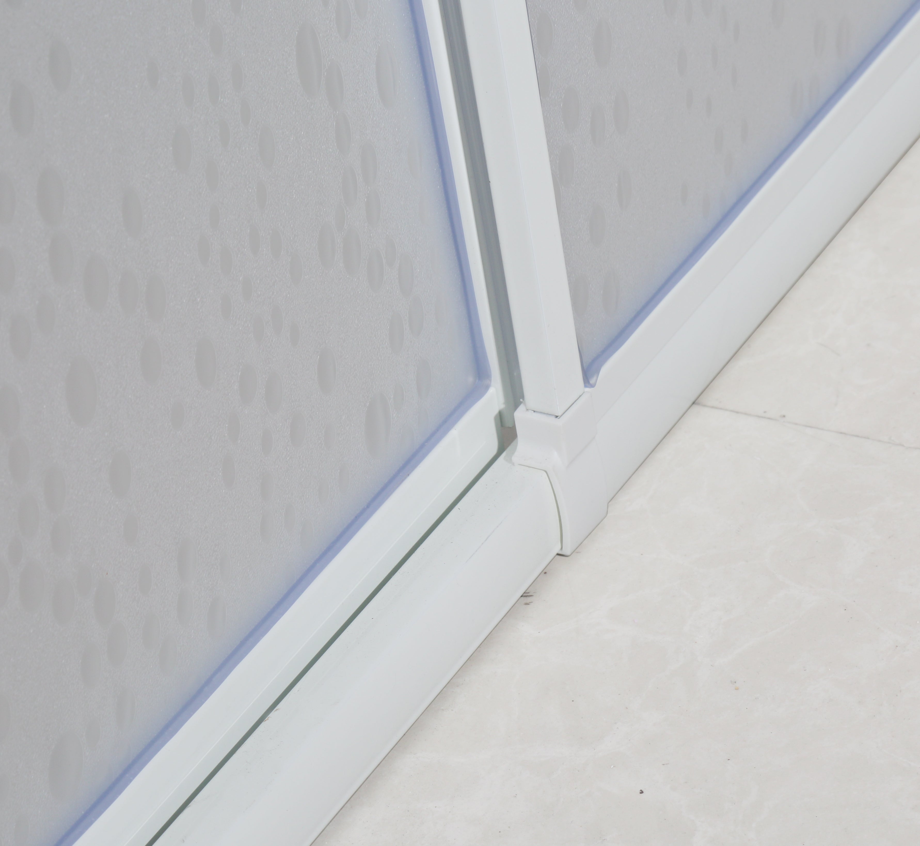 Corner shower cubicle AC90W 73-88x73-88x185 cm