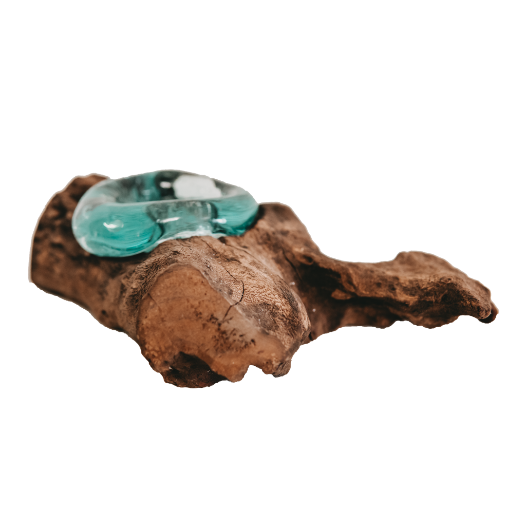 Teak root with glass vase single candle