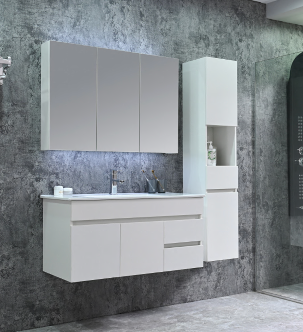 Bathroom furniture set BELLUNO white